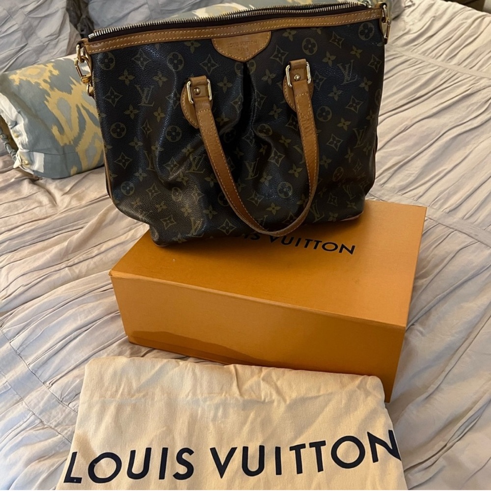 Louis Vuitton Palermo Shoulder Bag Monogram Canvas